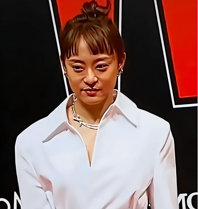 明星无滤镜大变样！孙俪黑老土，孙燕姿瑕疵多，张柏芝丑得没眼看