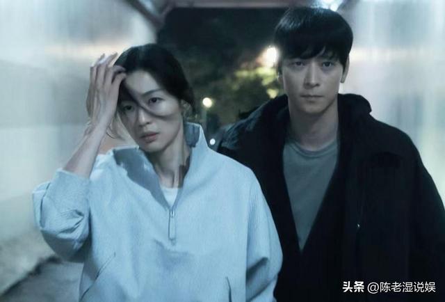 全智贤辱华第6天，本人拒不道歉，4大噩耗轮番袭来，事业跌到谷底
