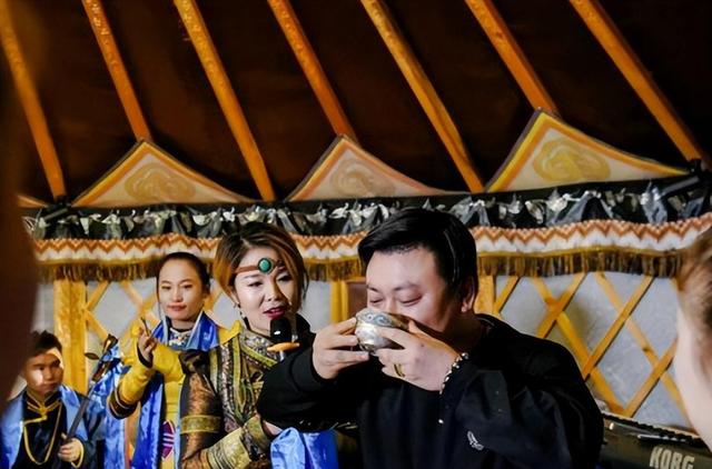 蒙古独立至今，现在的蒙古人怎么看待中国的？不说你也许不知道