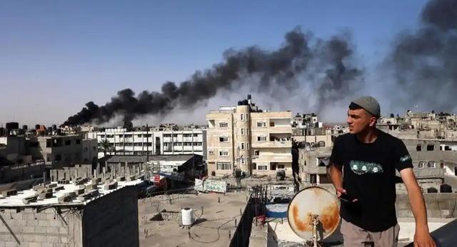 出大事了,以色列发起斩首行动,伊朗军官被杀,美英法集体失声