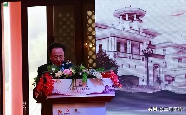 包养10位情妇，睡觉翻牌生下11个私生子，75岁还在拼命生娃！