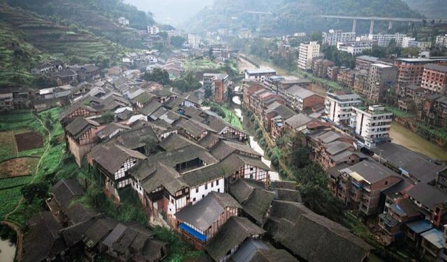 四川有一个冷门古镇，人少景美，不要门票，你去过吗