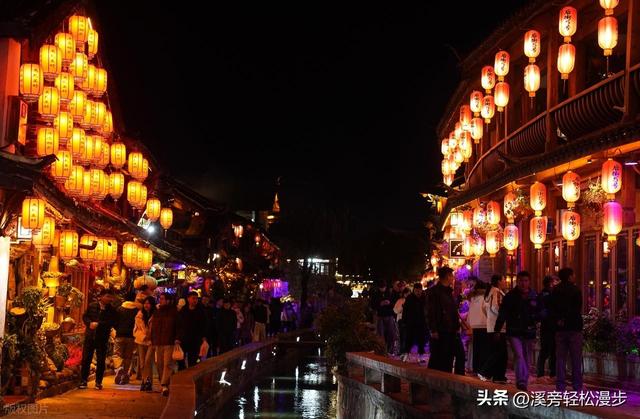 文旅大项目为什么这样难？投资30亿的观光列车停运，真是钱多人傻