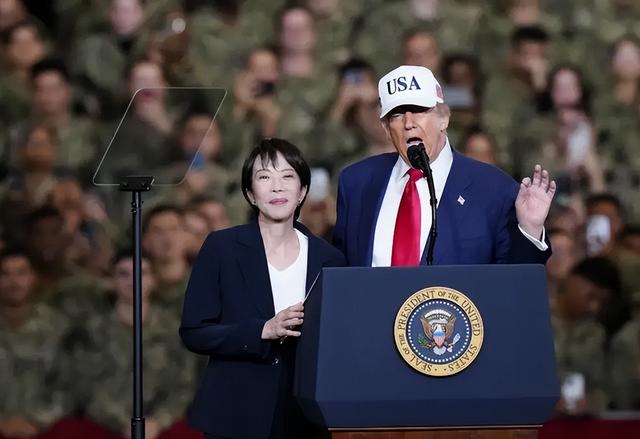 高市搞砸了，特朗普直接掀桌子，美国同意中国需求，但有一个要求