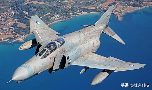 闹大了，日本刚被中国火控雷达照射，菲律宾此时非要找不自在？