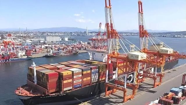 日本终于急了！日本旅游、消费大跌，中国大陆至日本航班大幅下滑