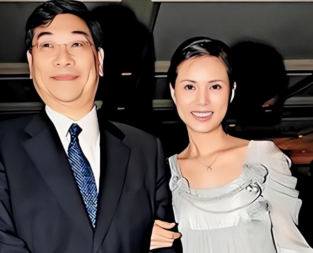 她一生不仅被老头“白睡”10年，还倒贴上亿，如今的下场令人惋惜