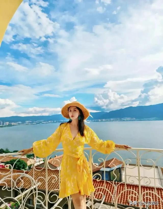 她如果不是私生活太混乱，她现在估计不输杨幂、白露、高圆圆