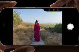 韩路怒喷iPhone16拍照键：史上最难用，网友评论苹果致敬诺基亚？图片