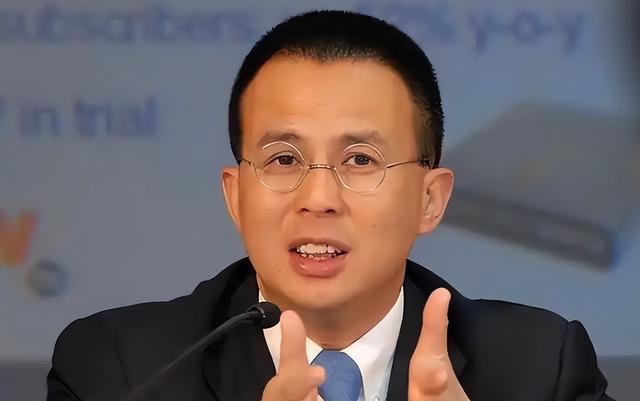 2909亿身价有何用？97岁的李嘉诚无力回天，两个60岁儿子已成心病