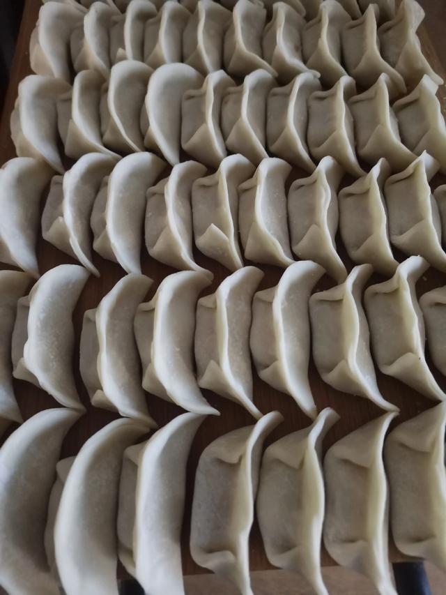 菠菜和花胶可以同吃吗 2025年菠菜可以和花胶一起吃吗 菠菜和花胶可以同吃吗 2025年菠菜可以和花胶一起吃吗