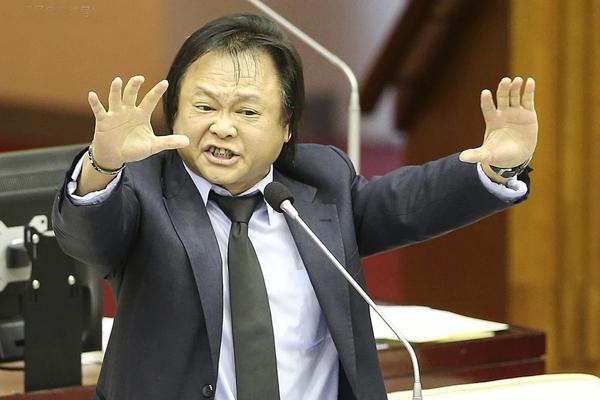 民进党暗战升级 赖清德陷三大困境