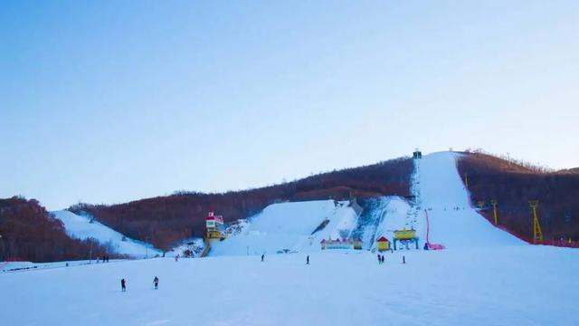 拒绝 “佛系玩雪”！来呼伦贝尔解锁硬核过冬的方式，做一次冰雪英雄！