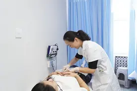 国家喊我减肥”后 呼和浩特中式减肥门诊成了“香饽饽”图片