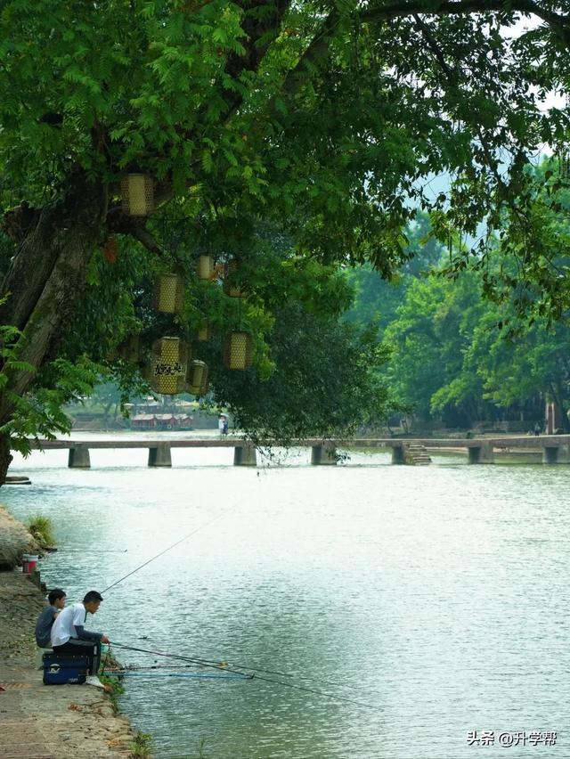 在夹关古镇见世面了，寻景尝鲜还能赶场！
