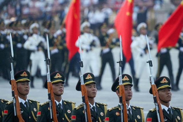 中国阅兵当天，特朗普下达总统令，美防长：以史无前例的方式行动