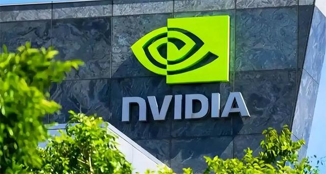 英伟达签多国建AI主权！实则铺自家CUDA生态，换系统成本高到哭？