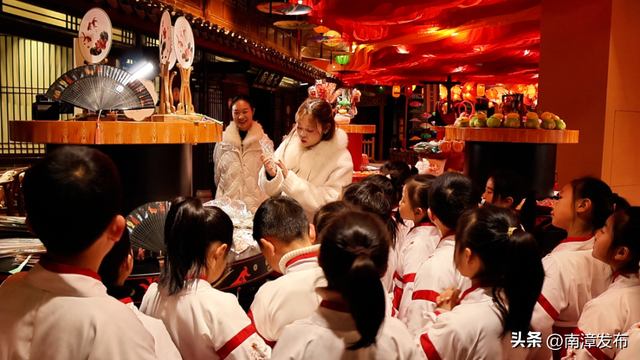 开馆啦！南漳文旅新地标已就位，穿汉服、下AI棋、逛数字汴河…