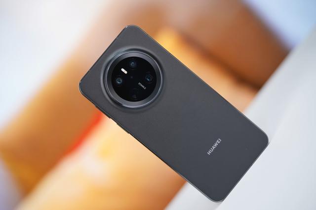 华为Mate 70系列具体销量曝光，友商们羡慕吗？
