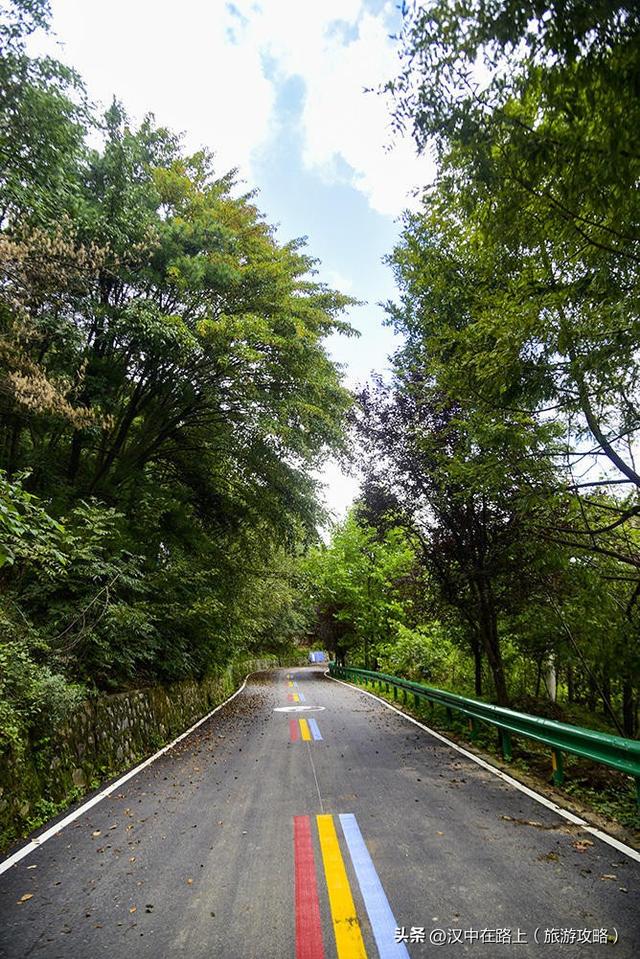 雨过天晴，汉中24人登山小队出发！