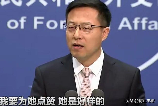 一场香港大火	，让大家看清了38岁刘亦菲的"真面目"，赵立坚说对了