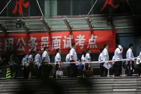 突然发现！原来公务员面试穿搭也能逆袭翻盘，做好五点易上岸图片