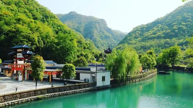 免票！半价！凭电影频道M榜门票，解锁宜昌景区优惠！