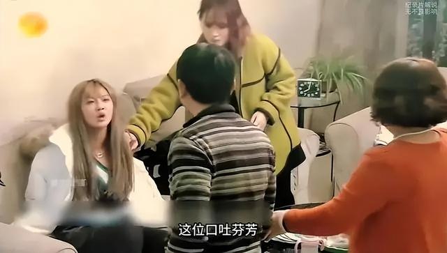 四婚三离、未婚先孕，手撕亲妈，整容33次，26岁的她咋疯成这样?