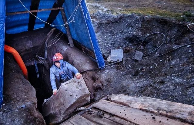 蒙古国应该感激中国，因为300万人口，是守不住156万国土的