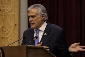 应王毅外长亲自邀约，邻国高层专机抵京，头一份战报送到中国手中图片