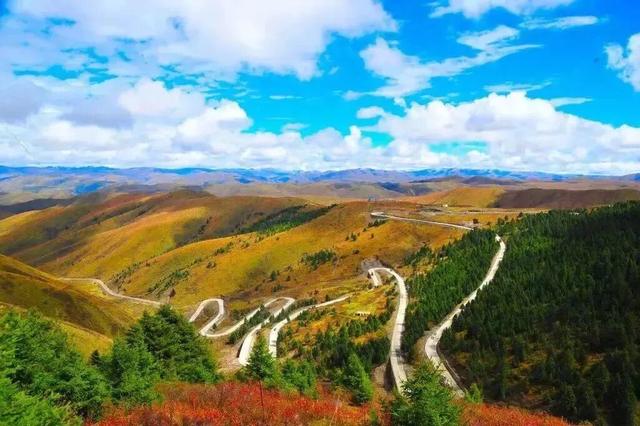 当秋风吹过壤塘，山野是一场盛大的静默仪式