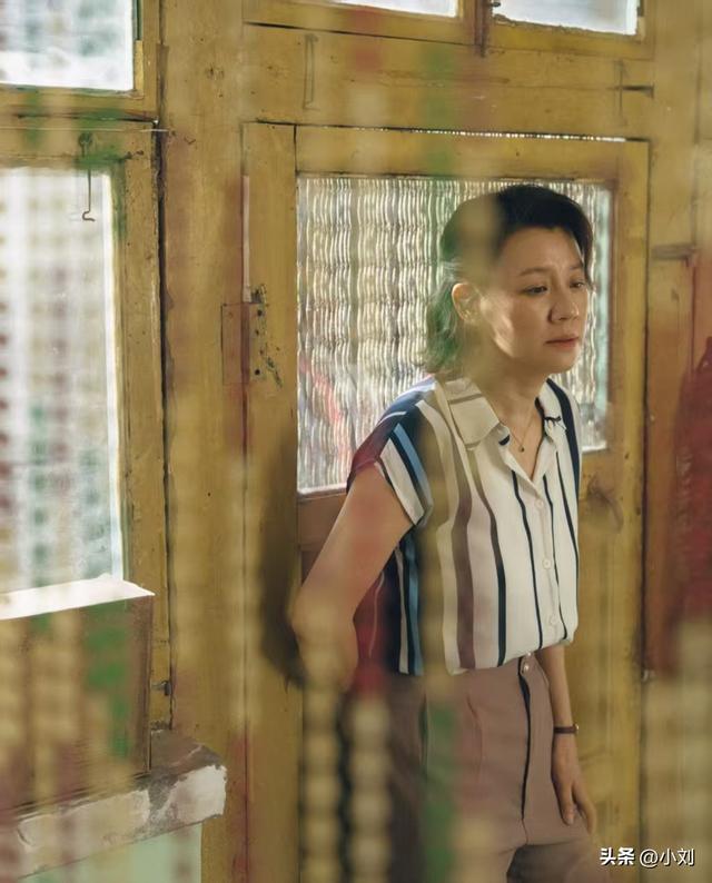 仅播6集，就轻松冲上飙升榜第一，不愧是你们盼一年的黑马悬疑剧