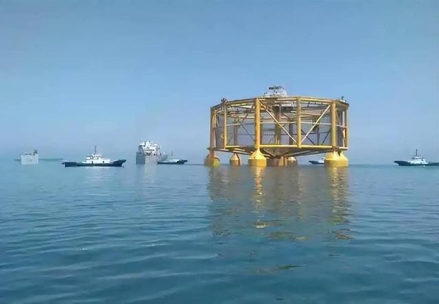 高市等来帮手，收下金钥匙的李在明下令	，要在苏岩礁与中国硬刚