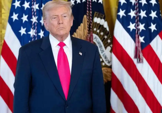 不到24小时，美军不宣而战！近百炸弹被投下，626次空袭惹恼全球