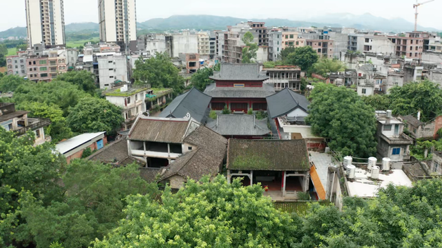 中秋遇国庆，平南游玩最全攻略来了！仙侠、古镇、萌宠、美食……一条龙玩转8天长假