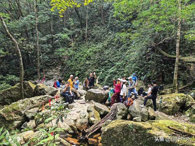 龙岩黄连盂徒步登山