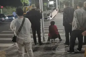 笑拥了！南北方“松弛感”谁最强？网友：你们真的不穿睡衣出门吗图片