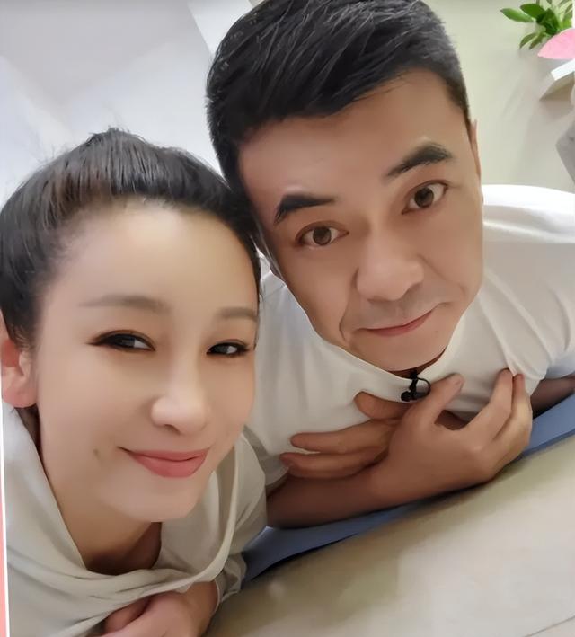 原来他们是夫妻，因戏生情恩爱13年，演完《生万物》，终于火了