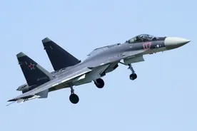 看不上歼16？两国连买苏35，解放军秀实力，挂10枚空空弹升空图片