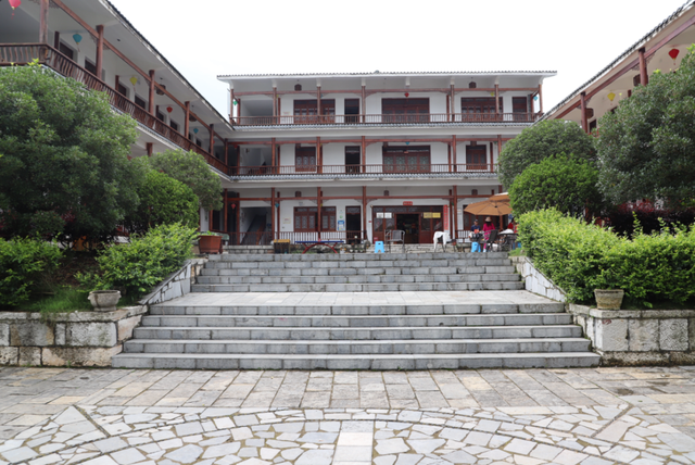 【建设一流旅游城市 建设世界级旅游景区】住进山水清凉地 解锁烟火慢生活——安顺避暑“旅居热”持续升温