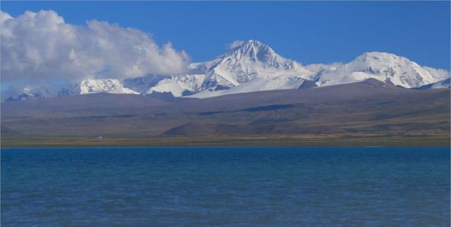 佩枯措：西藏最静的一滴泪，见证沧海桑田的万年湖镜