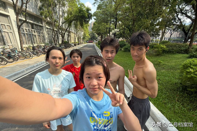 全红婵上大学后要“退役”？总教练正式出来回应，请不要打扰她