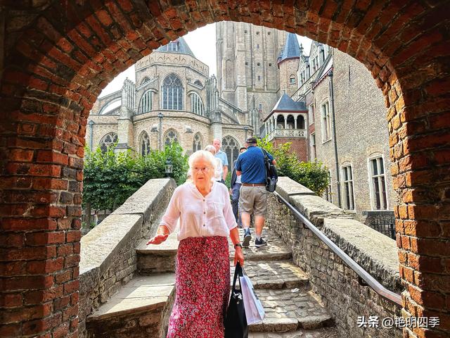 欧游杂记（12）‖ 布鲁日：比利时的“中世纪童话小城”