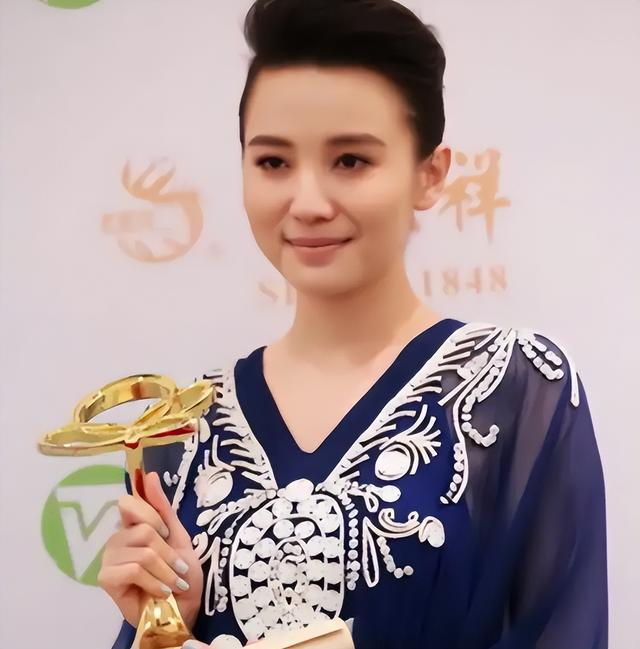 陪睡上位、知三当三？刚拿金鸡奖影后的宋佳，私生活传闻有多离谱