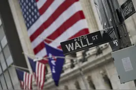 中国再次减持美债，外储创十年新高，美国资产遭3杀，金融战惨败图片