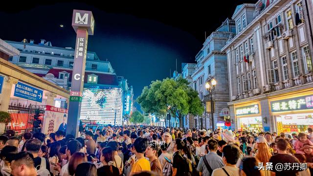 从工业城市到旅游胜地，武汉看似被强制变身，实际是顺天应人