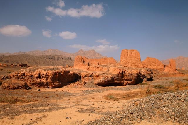 新疆库车的历史遗迹和丝路文化