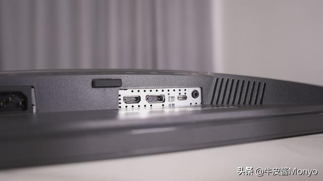 2K255Hz，0.3ms响应，1k出头ROG绝杀27二代香不香