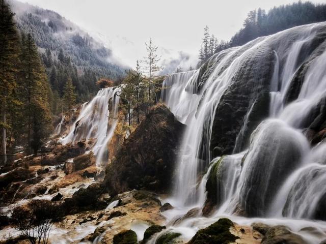 九寨沟冬日限定皮肤上线！快来九寨沟赏雪林彩池啦~