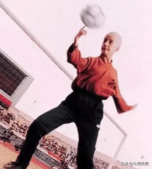 封杀四年,49岁赵薇突传消息,因胃癌去世传闻5个月前就真相大白